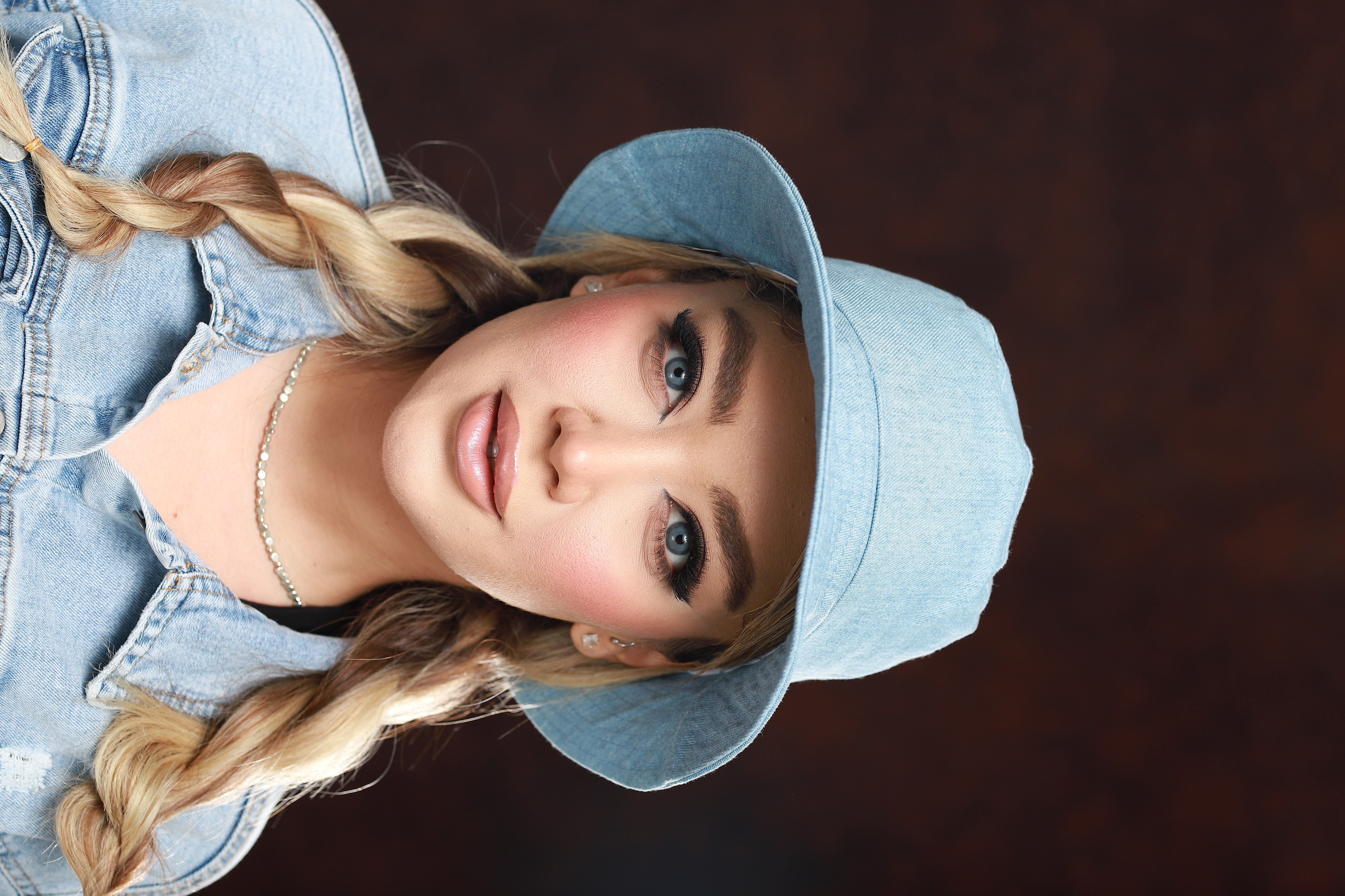 لنز ابی ملایم زیبایی برند رویال ویژن مدل پیکسی بلو کد ۴۰